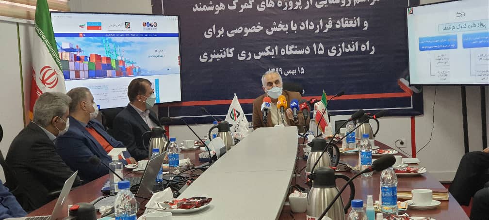 وزیر اقتصاد :هوشمند سازی گمرک رویکردی متعالی برای تسهیل تجارت خارجی است