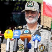 تقدیر فرمانده کل ارتش از امیر سرتیپ حیدری در برگزاری رزمایش اقتدار ۹۹ نزاجا