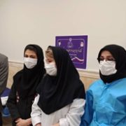 تزریق واکسن کرونا به چهار تن از کادر ICU مرکز آموزشی درمانی رازی رشت