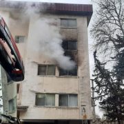 آتش سوزی در طبقه دوم آپارتمان مسکونی در گلسار رشت مهار شد