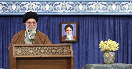 رهبر انقلاب اسلامی سال ۱۴۰۰ را سال «تولید؛ پشتیبانی‌ها، مانع‌زدایی‌ها» نامگذاری کردند