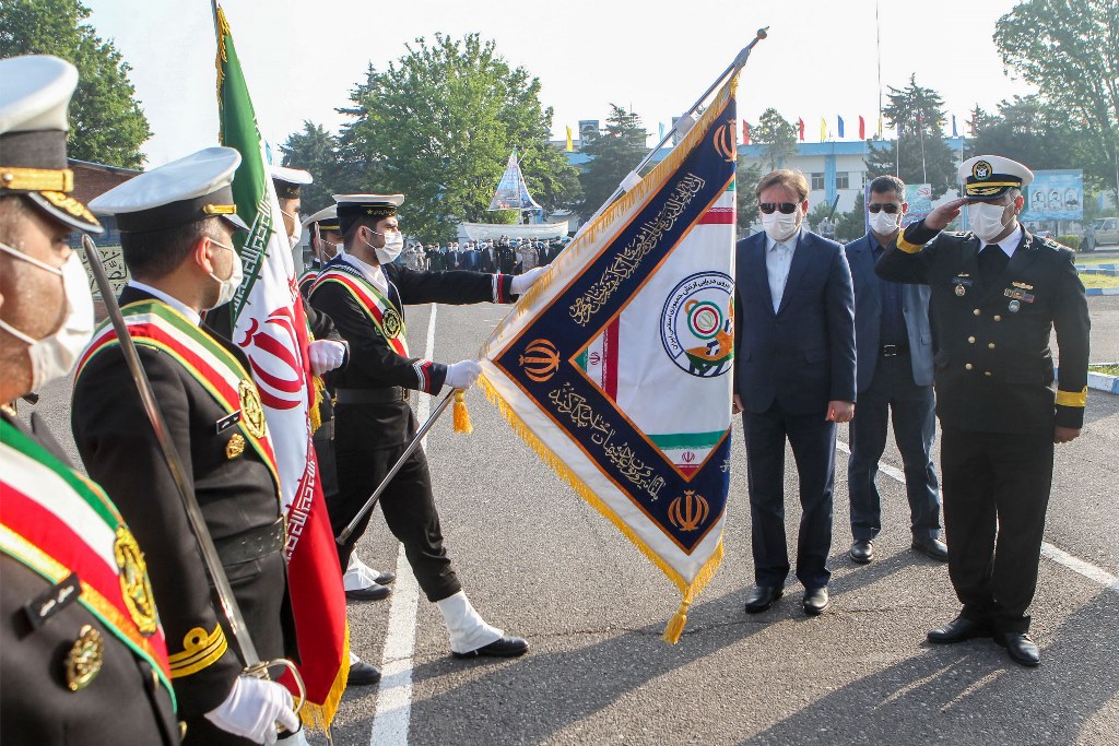 در مراسم گرامیداشت روز ارتش؛ قدردانی استاندار گیلان از همدلی ارتشیان با مدافعان سلامت در مقابله با کرونا