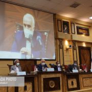 وزیر اقتصاد: استقراض از بانك مركزی خط قرمز دولت های یازدهم و دوازدهم بوده است