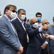 وزیر راه تاکید کرد : نقش راهبردی آزاد راه قزوین-رشت و وصل شدن منطقه آزاد انزلی به شبکه ریلی کشور