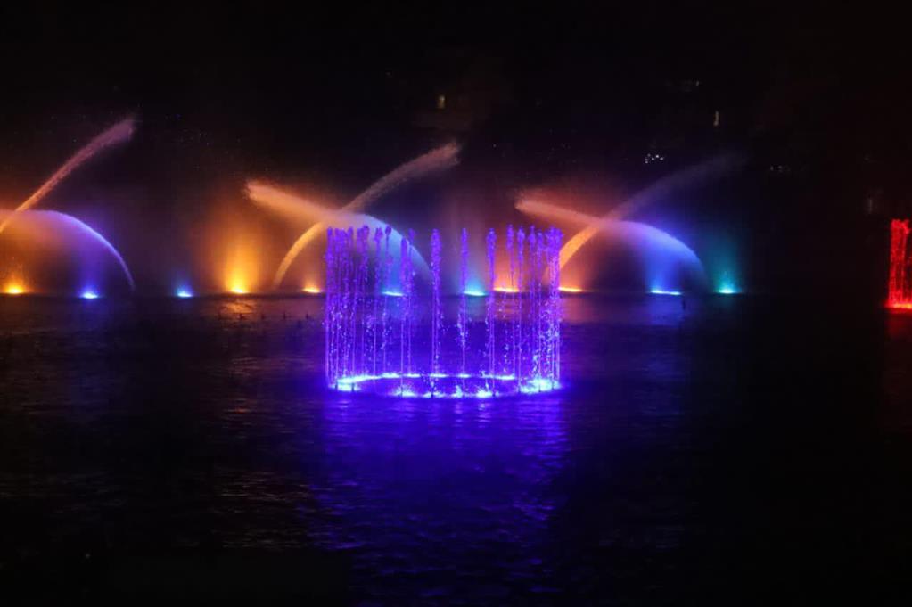 تکمیل پروژه آبنمای موزیکال بوستان ملت رشت