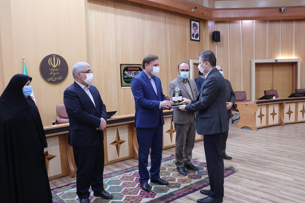 نوسازی، توسعه و تجهیز مدارس گیلان دستگاه برتر جشنواره شهید رجایی استان شد