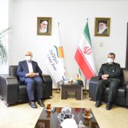 دیدار جانشین فرماندهی سپاه قدس گیلان با مدیرعامل سازمان منطقه آزاد انزلی