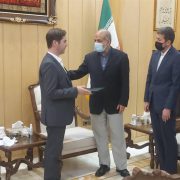 حکم سید امیر حسین علوی به عنوان شهردار رشت تایید شد