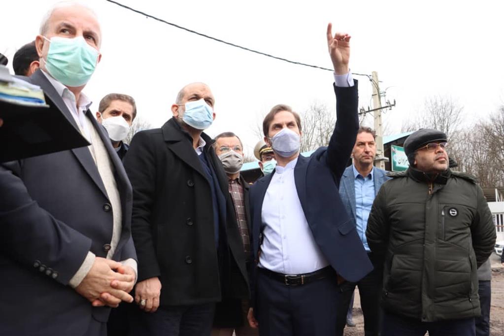 بازدید دکتر وحیدی وزیر کشور با همراهی شهردار رشت از محل دفن زباله سراوان