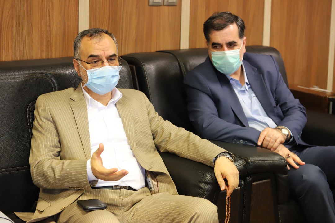 مشاهده وضعیت آب و فاضلاب در برخی از محلات رشت موجب شرمساری است