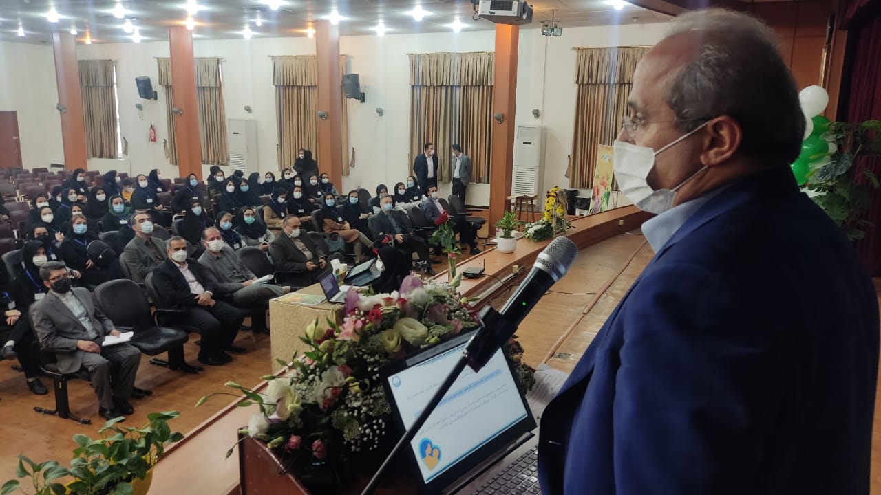 ماماها از ارکان اصلی و مهم نظام سلامت هستند