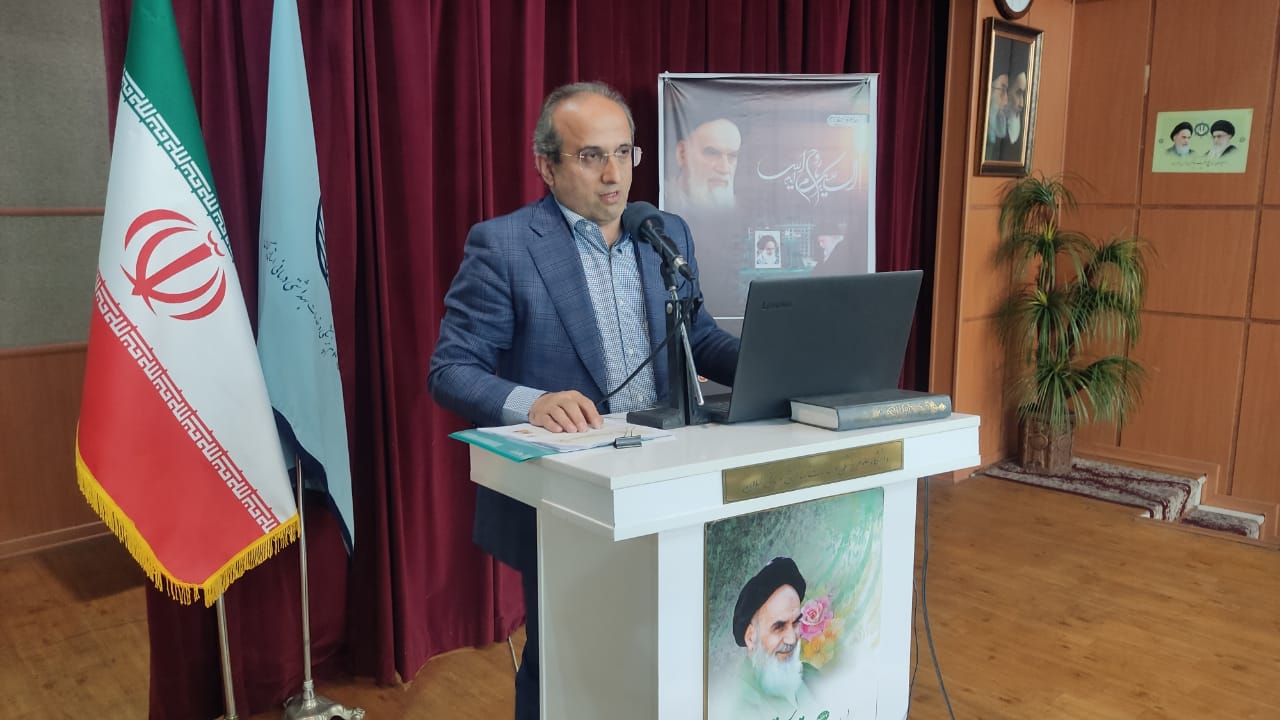 امام خمینی (ره) در دوران نهضت اسلامی، تثبیت انقلاب و دفاع مقدس، نقش راهبردی داشته است