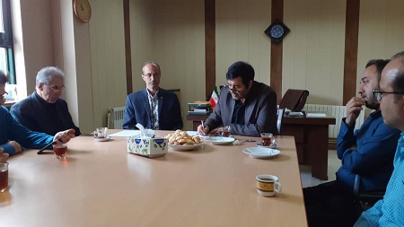 بازدید نماینده مجلس شورای اسلامی از اداره مخابرات بندرانزلی
