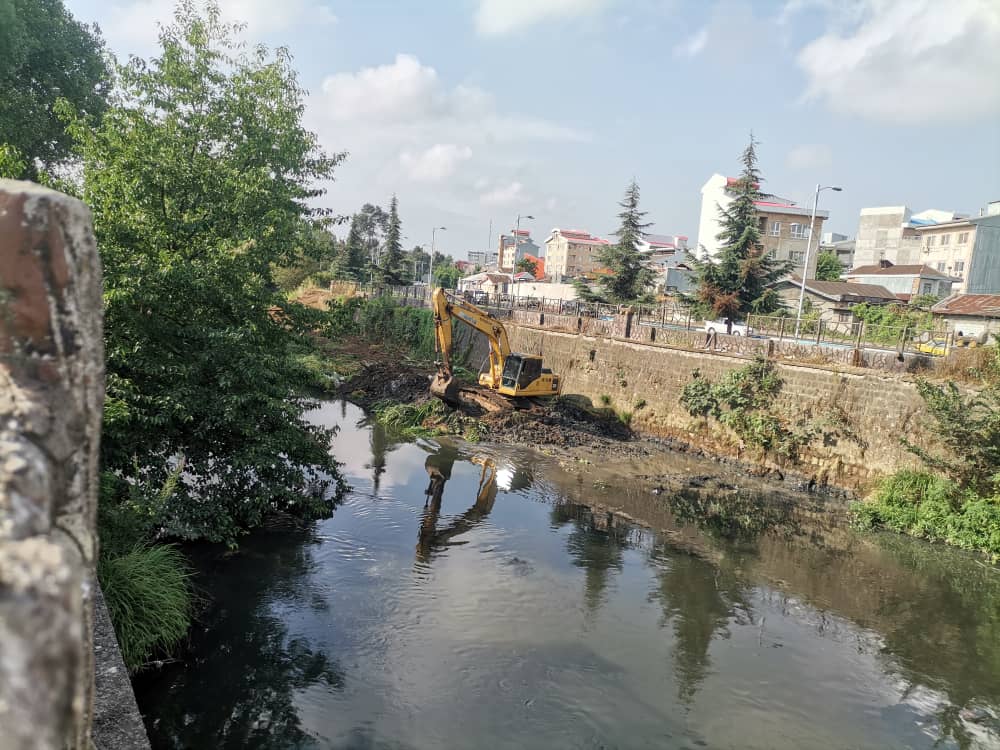آغاز لایروبی دو رودخانه شهر رشت
