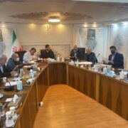 نشست مجمع نمایندگان استان گیلان، استاندار و مدیرعامل سازمان منطقه آزاد انزلی با سعید محمد