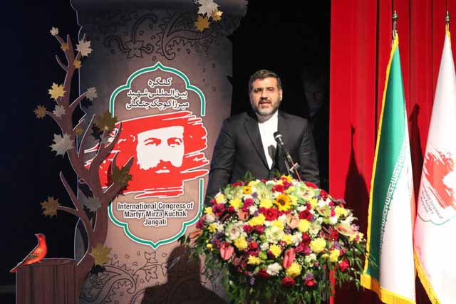 آرمان میرزا کوچک را رهایی از استبداد و استعمار بود