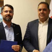 تفاهم نامه همکاری سازمان منطقه آزاد انزلی با هلدینگ عمران و ساختمان صندوق بازنشستگی کشوری منعقد شد