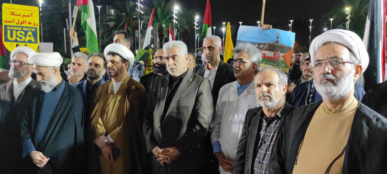 گزارش تصویری تجمع اعتراضی سپید پوشان مدافع سلامت گیلان در پی بمباران بیمارستانی در غزه