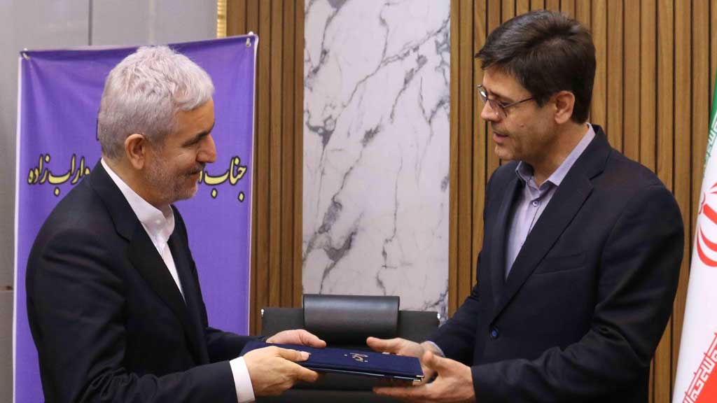 محمود دشت بزرگ مدیر عامل شركت سهامی برق منطقه ای گیلان شد