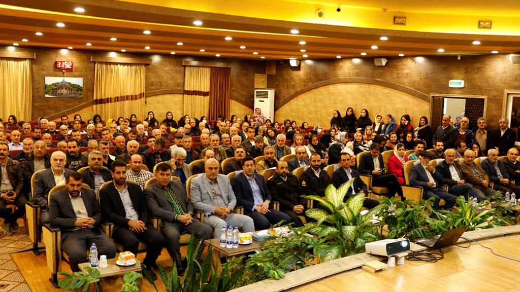 مراسم گرامیداشت روز حمل و نقل توسط شهرداری لاهیجان برگزار شد