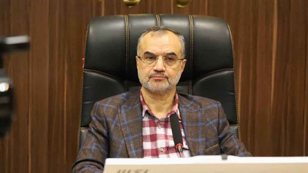 شهرداری در خصوص وضعیت نامناسب آسفالت اقدام مقتضی را انجام دهد