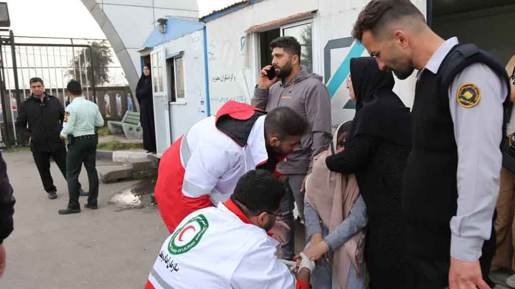 خدمات رسانی ۲۵۰ نفر به مسافرین نوروزی منطقه آزاد انزلی