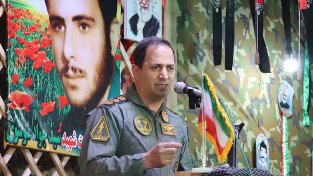 خلبان دکتر ولی رحمانی : همه ما برای سرافرازی سرزمین مادری موظفیم