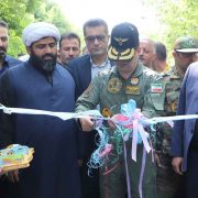 عطرخوش محرومیت زدایی ارتش به روستاهای صومعه سرا رسید