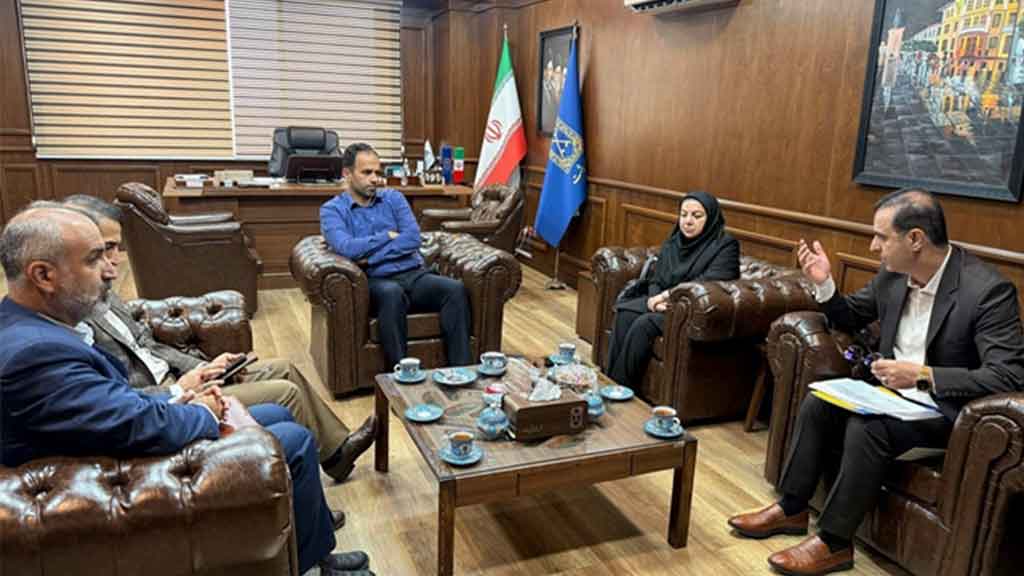 دیدار مدیرکل پست گیلان با شهردار رشت با محوریت پروژه «جی‌نف»